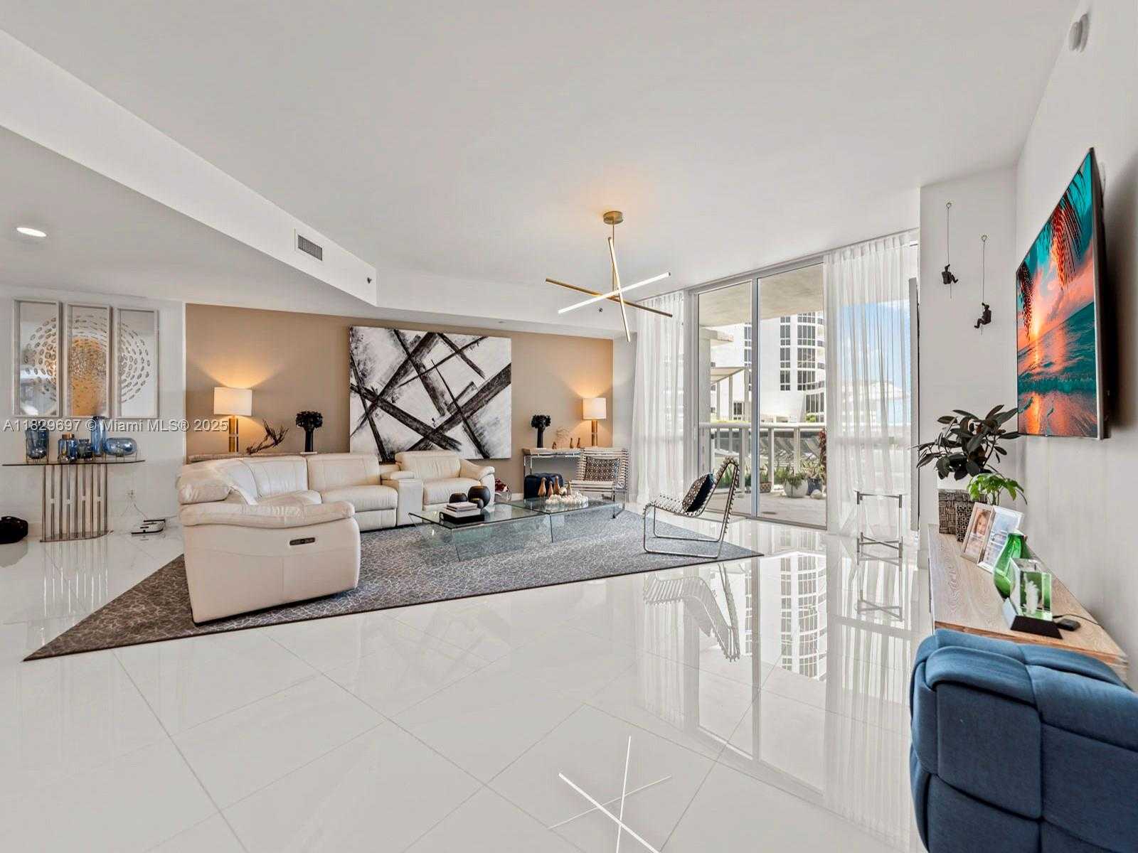 Small Image of 15901 COLLINS AVE #403, Sunny Isles Beach Number 16