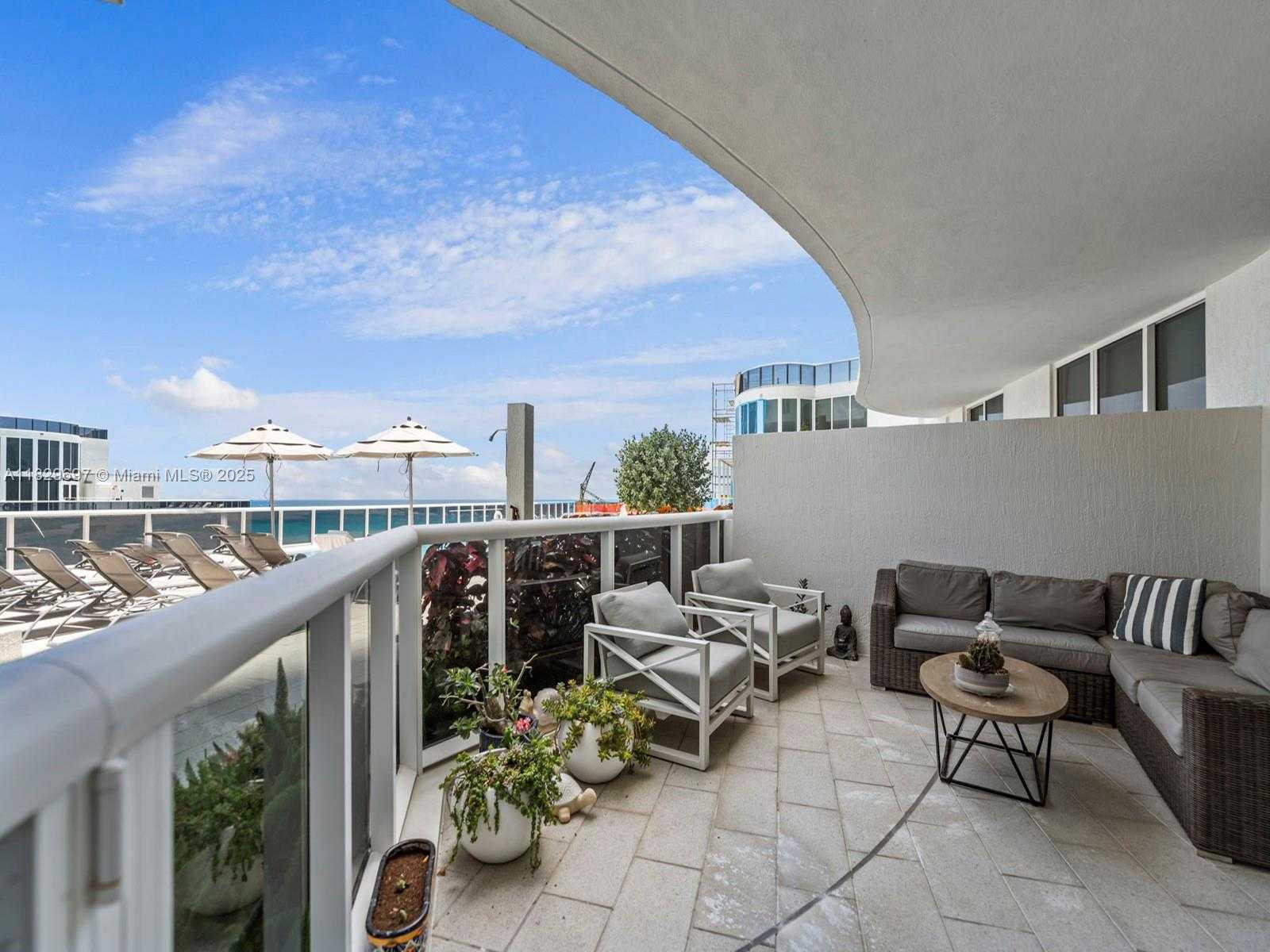Small Image of 15901 COLLINS AVE #403, Sunny Isles Beach Number 31