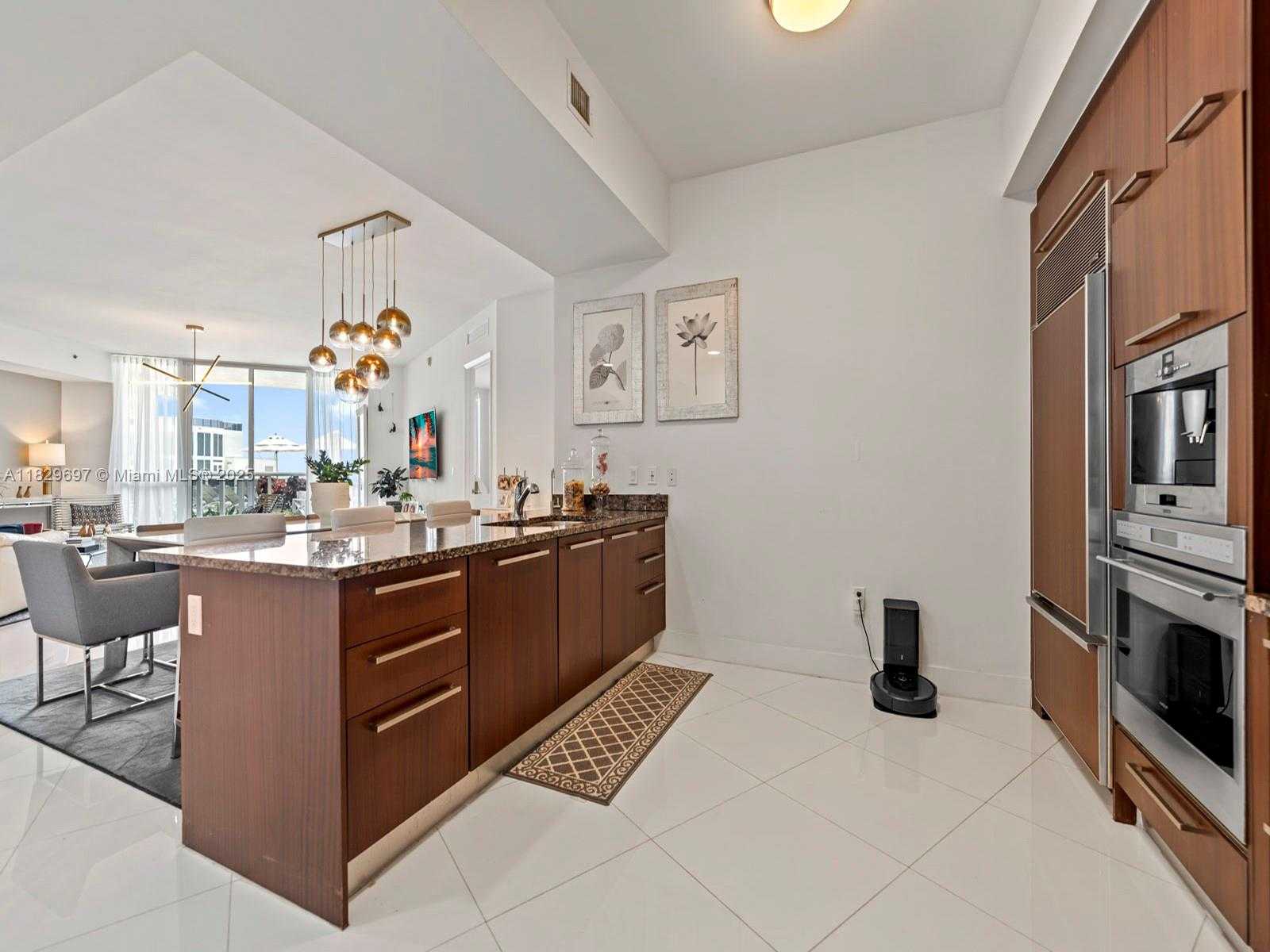 Small Image of 15901 COLLINS AVE #403, Sunny Isles Beach Number 9