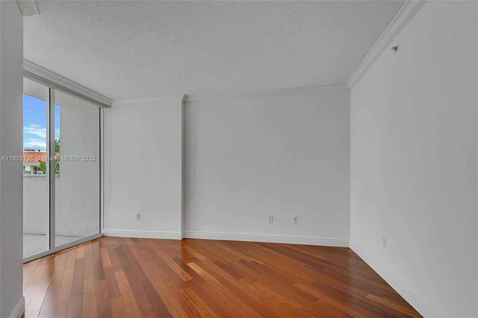 Small Image of 2030 SOUTH DOUGLAS RD #417, Coral Gables Number 11
