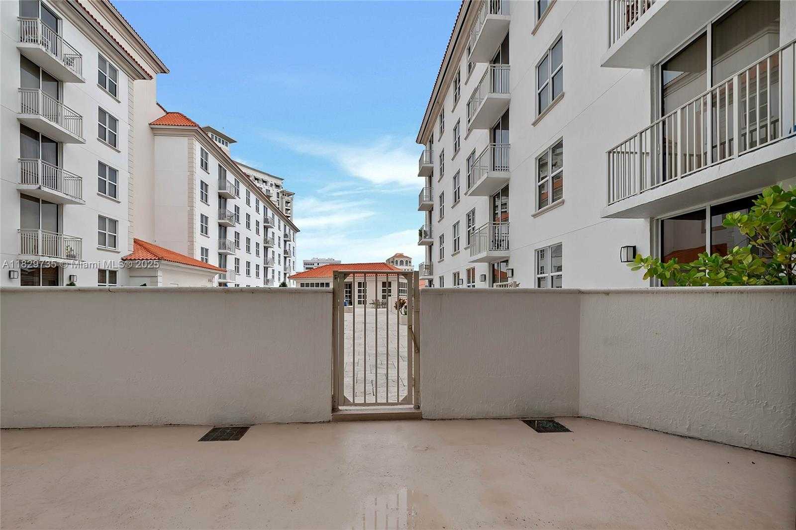 Small Image of 2030 SOUTH DOUGLAS RD #417, Coral Gables Number 21
