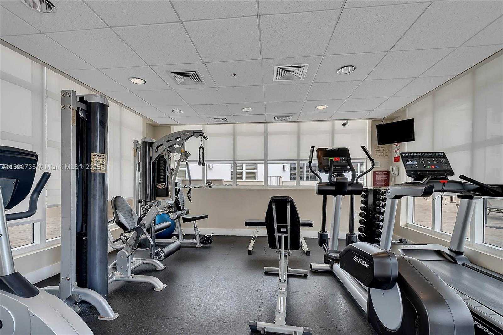 Small Image of 2030 SOUTH DOUGLAS RD #417, Coral Gables Number 30