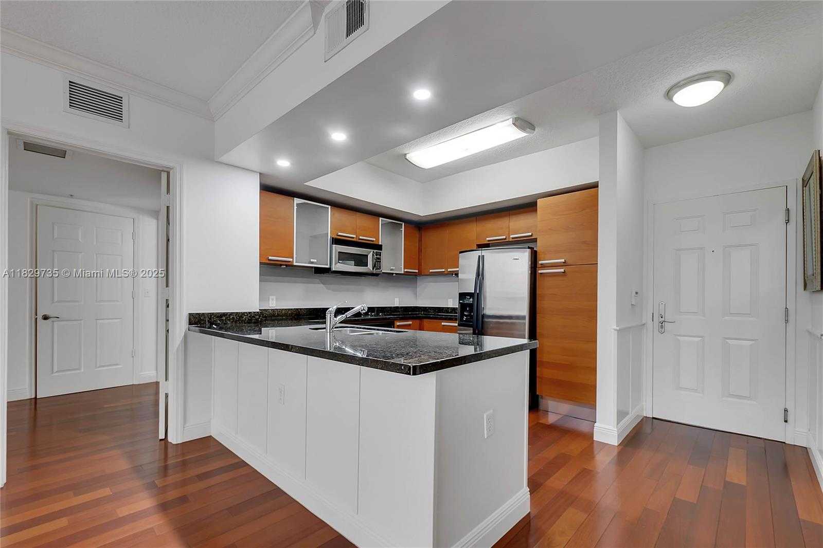 Small Image of 2030 SOUTH DOUGLAS RD #417, Coral Gables Number 4