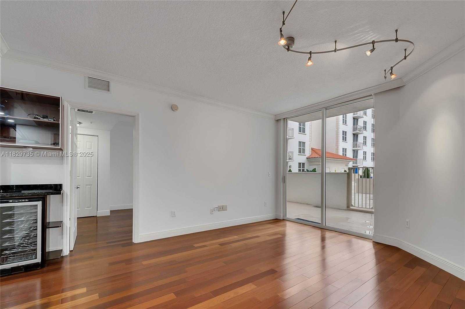 Small Image of 2030 SOUTH DOUGLAS RD #417, Coral Gables Number 8