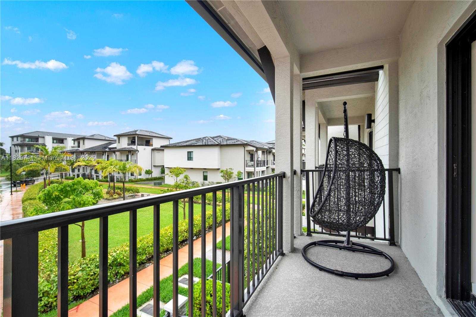Small Image of 4413 NORTH WEST 83RD PATH, Doral Number 17