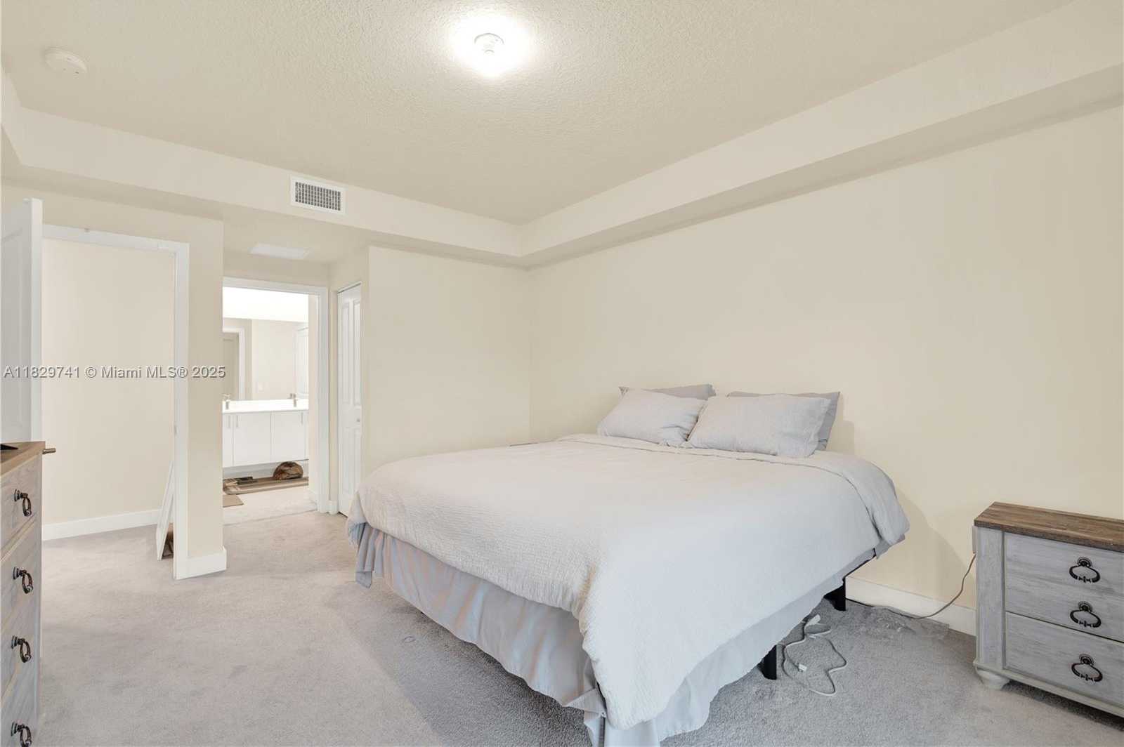 Small Image of 4413 NORTH WEST 83RD PATH, Doral Number 18