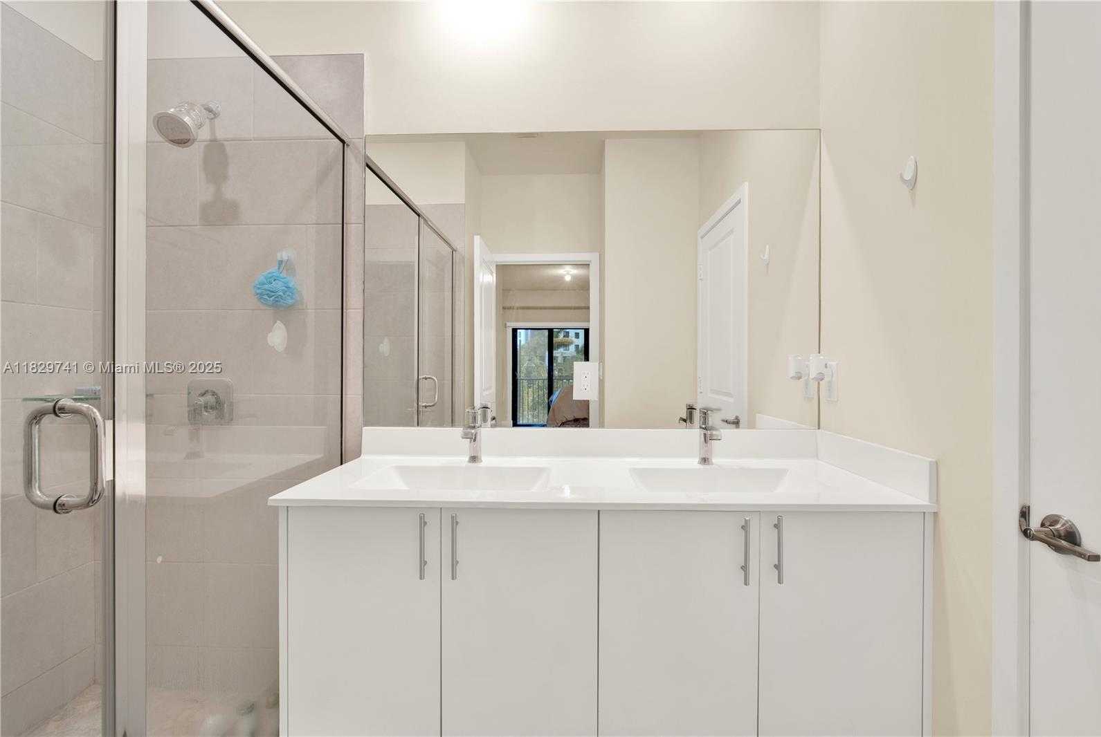 Small Image of 4413 NORTH WEST 83RD PATH, Doral Number 19