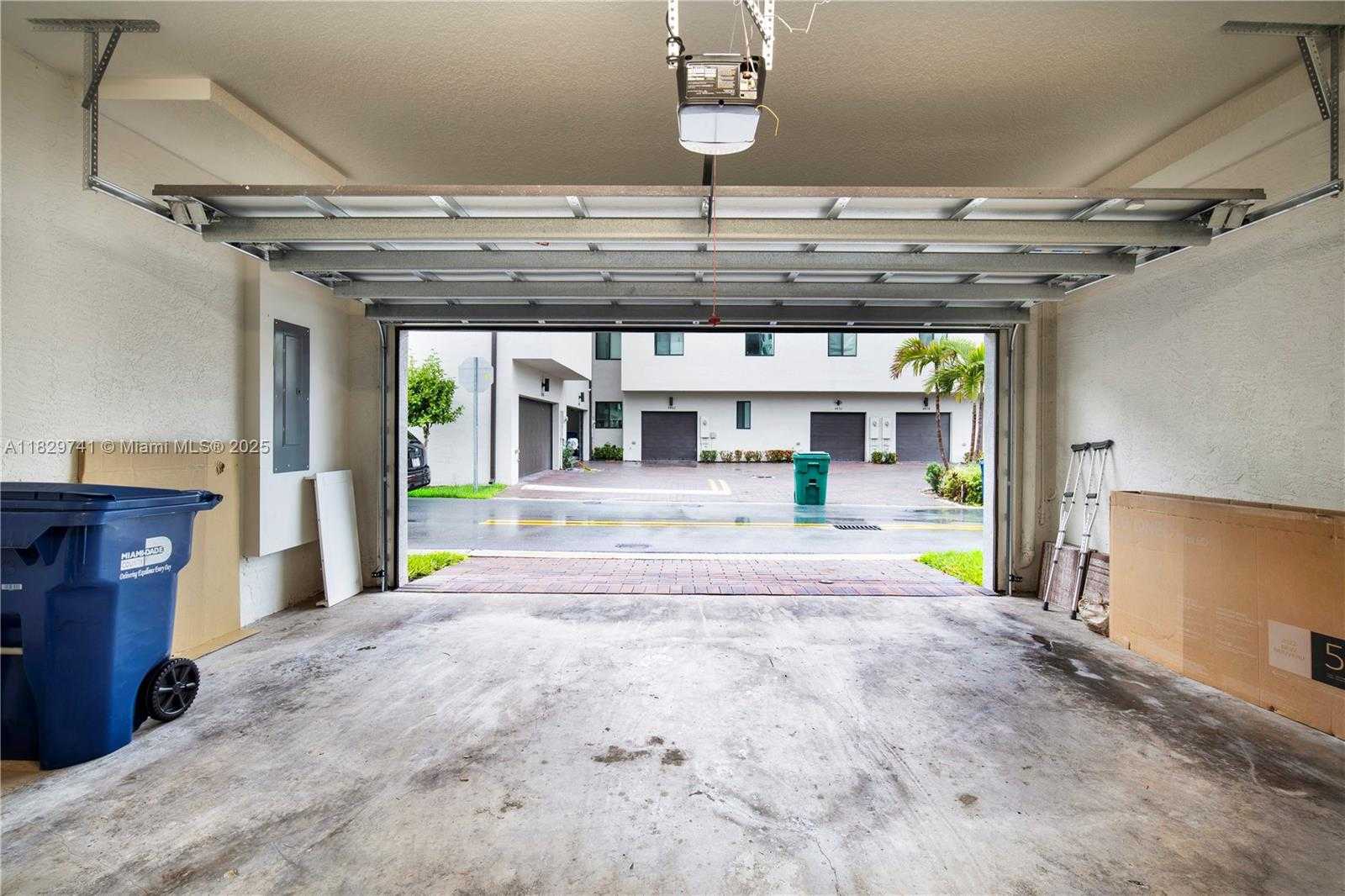 Small Image of 4413 NORTH WEST 83RD PATH, Doral Number 26