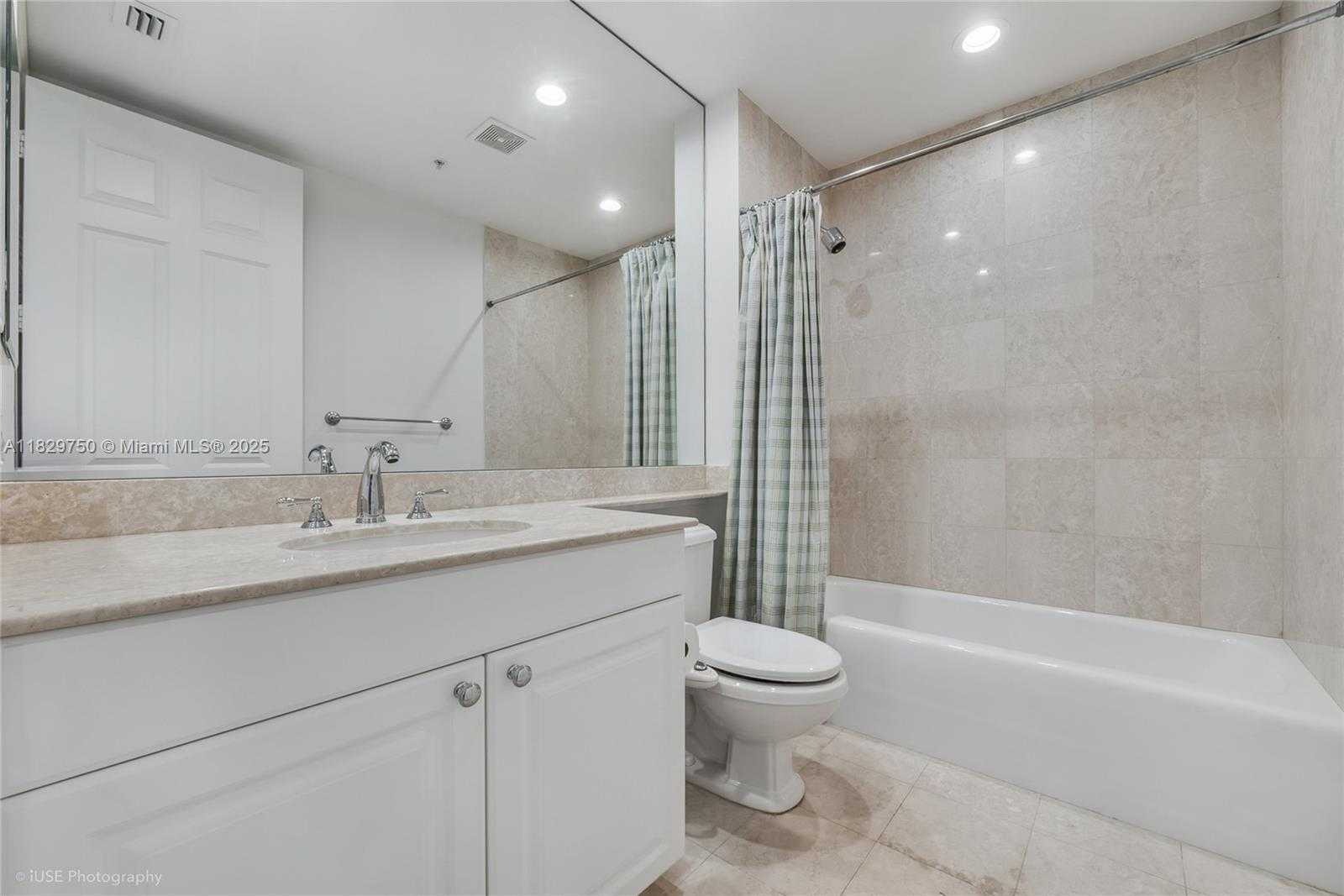 Small Image of 13621 DEERING BAY DR #502, Coral Gables Number 26
