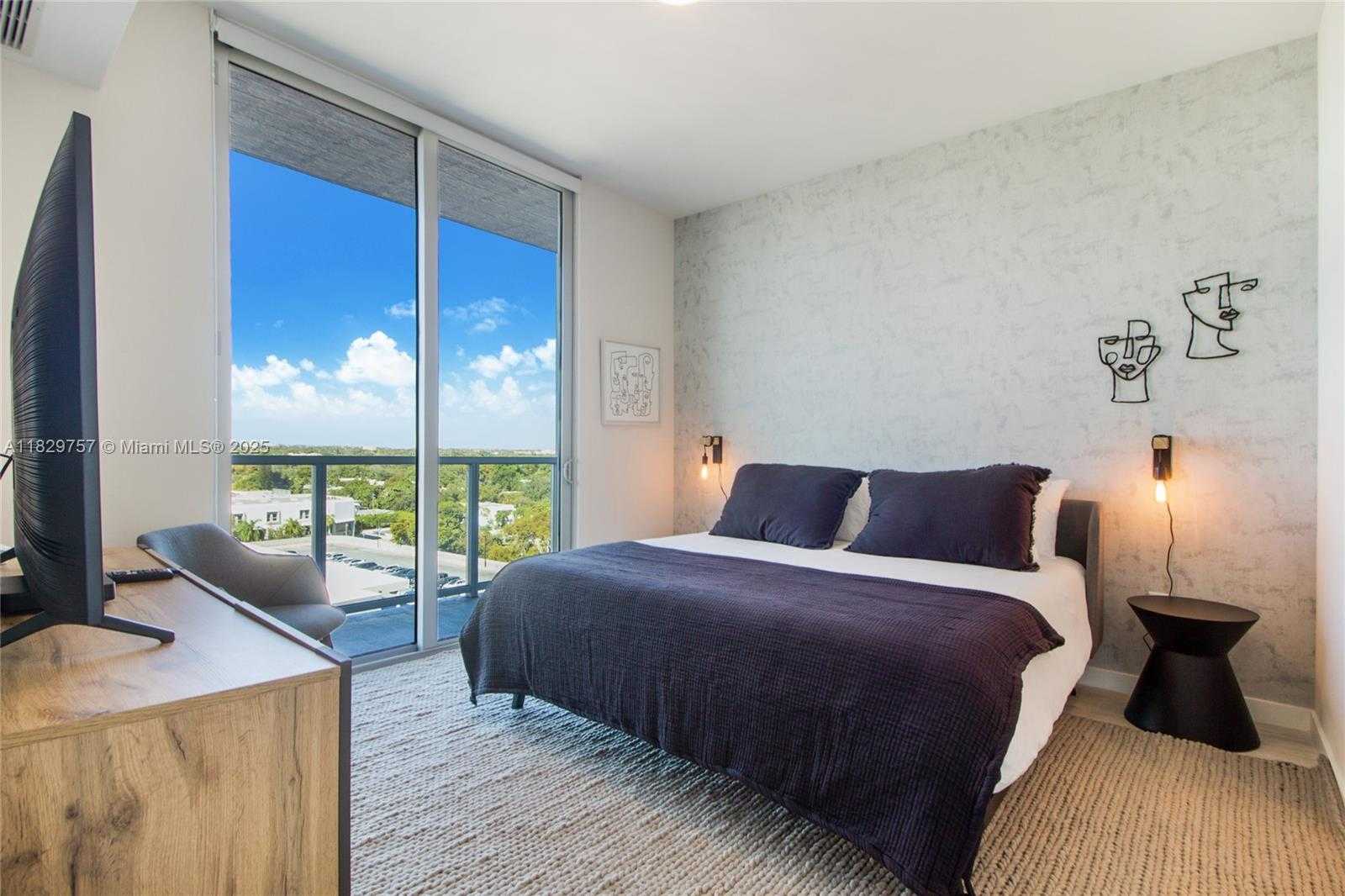 Small Image of 3900 BISCAYNE BLVD #N-805, Miami Number 10
