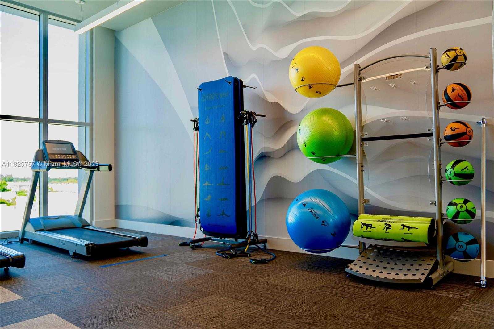Small Image of 3900 BISCAYNE BLVD #N-805, Miami Number 28