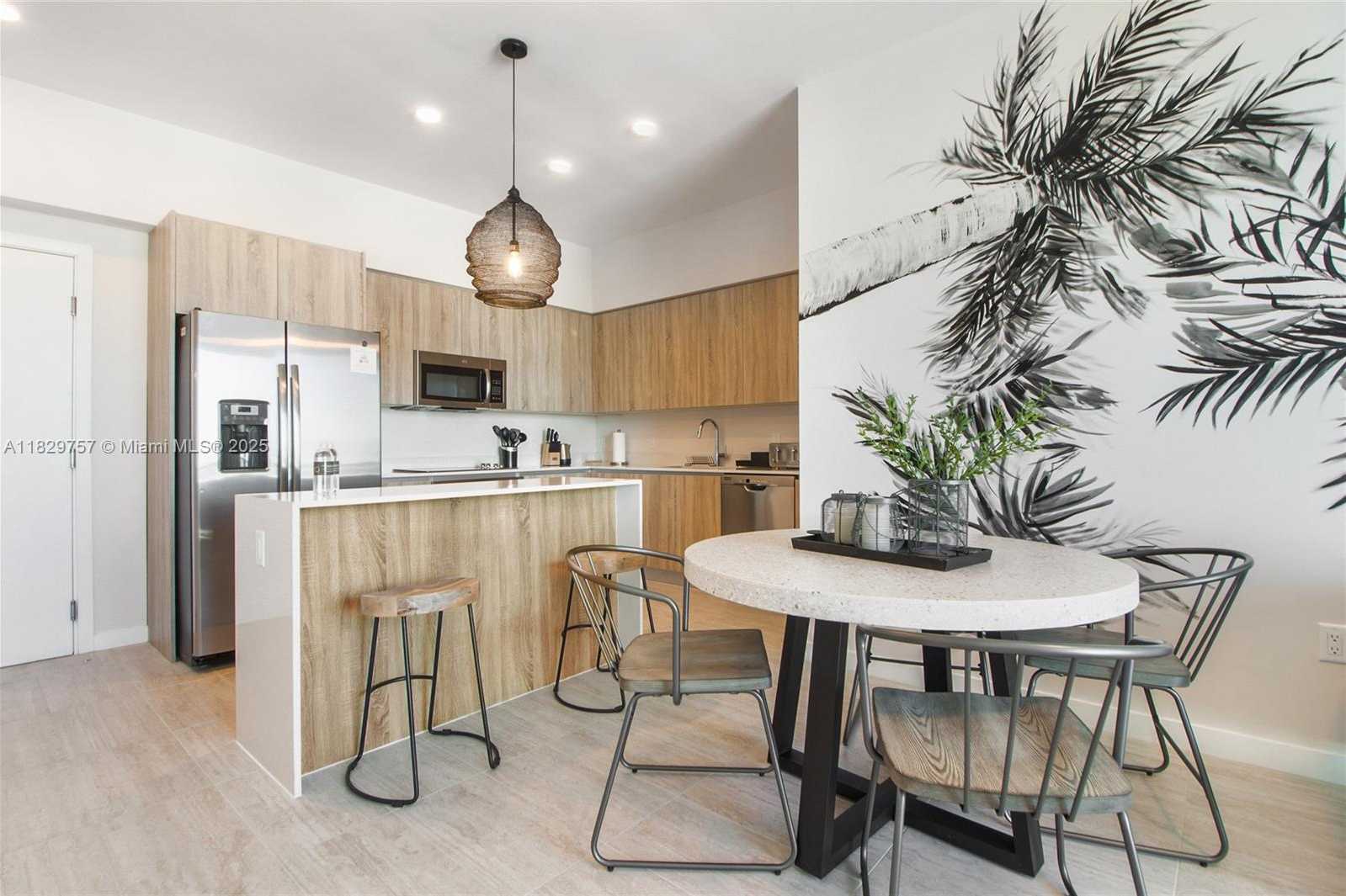 Small Image of 3900 BISCAYNE BLVD #N-805, Miami Number 6