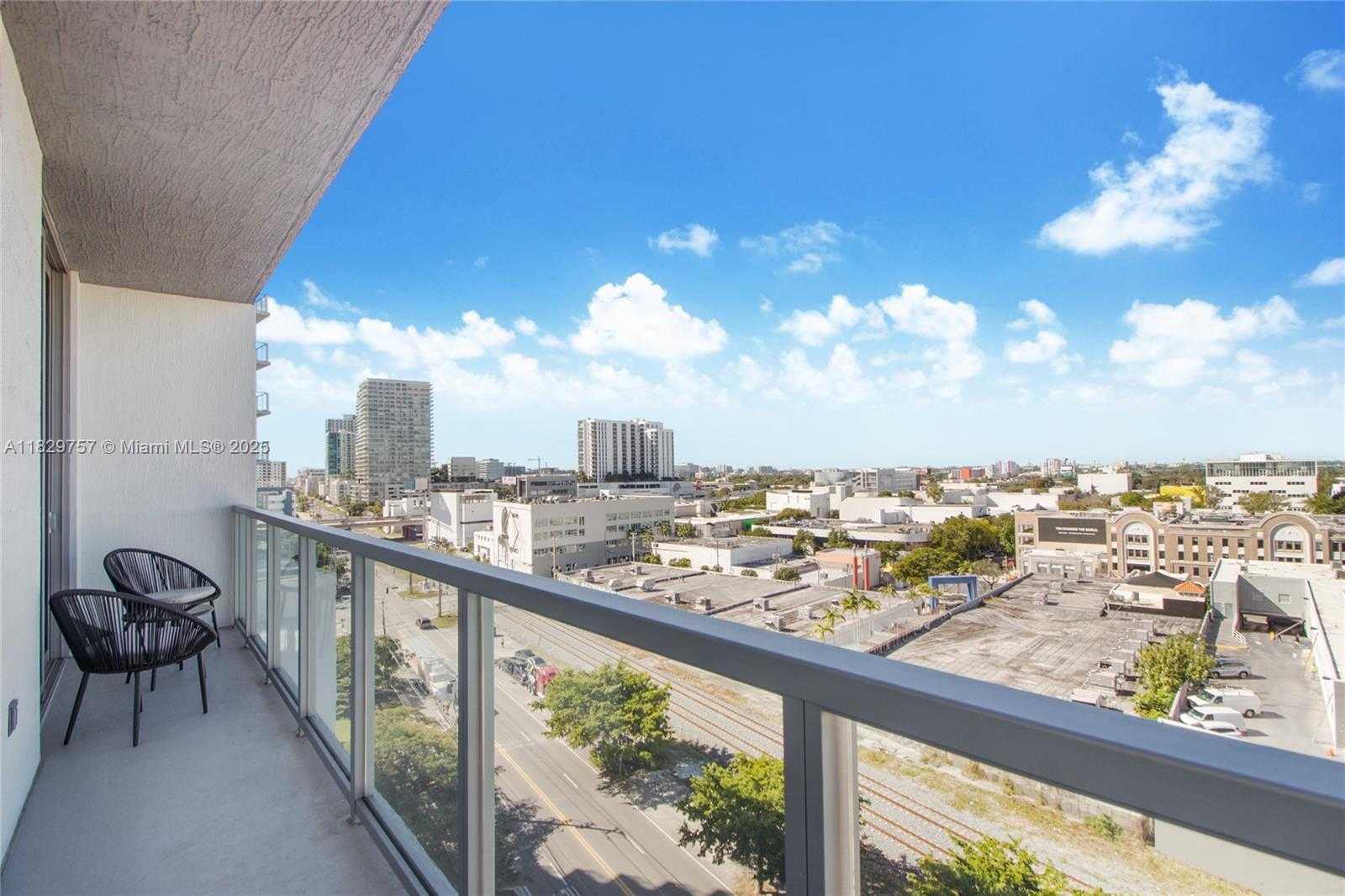 Small Image of 3900 BISCAYNE BLVD #N-805, Miami Number 9