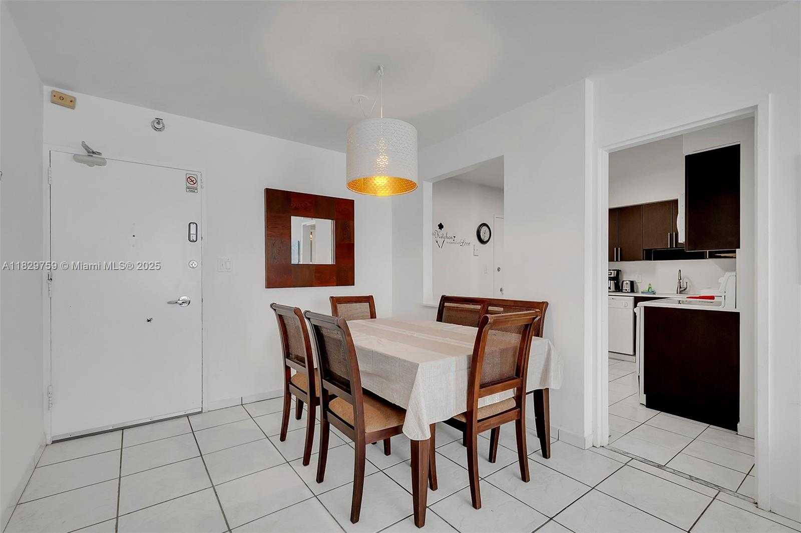 Small Image of 5151 COLLINS AVE #729, Miami Beach Number 4