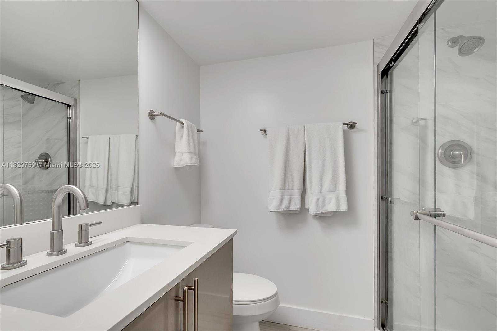 Small Image of 5151 COLLINS AVE #729, Miami Beach Number 8