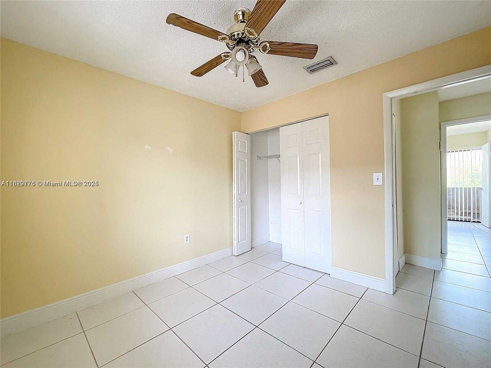 Small Image of 5350 WEST 26TH AVE #118, Hialeah Number 12