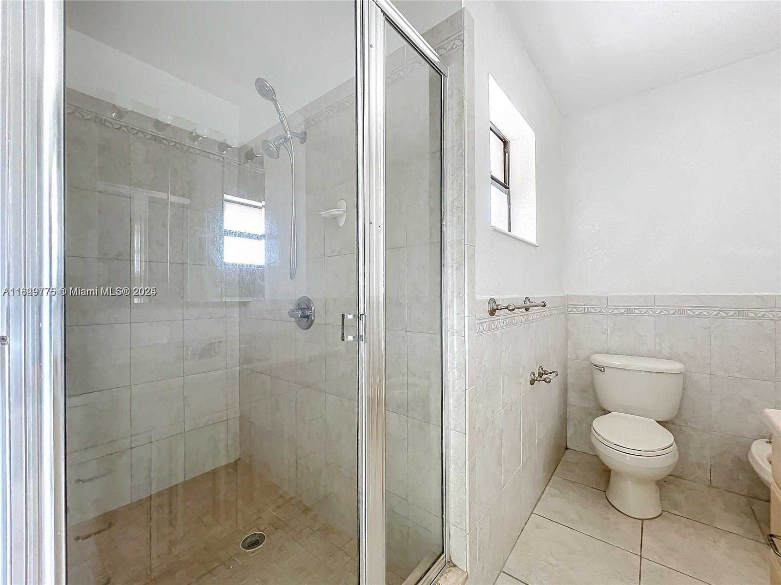 Small Image of 5350 WEST 26TH AVE #118, Hialeah Number 14