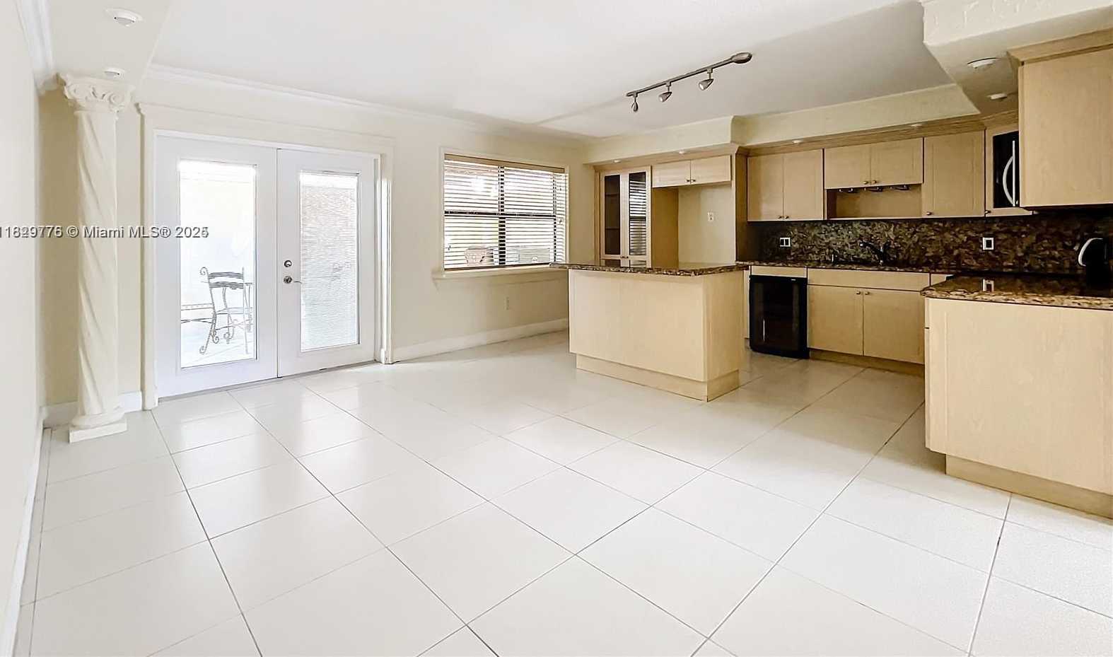 Small Image of 5350 WEST 26TH AVE #118, Hialeah Number 6