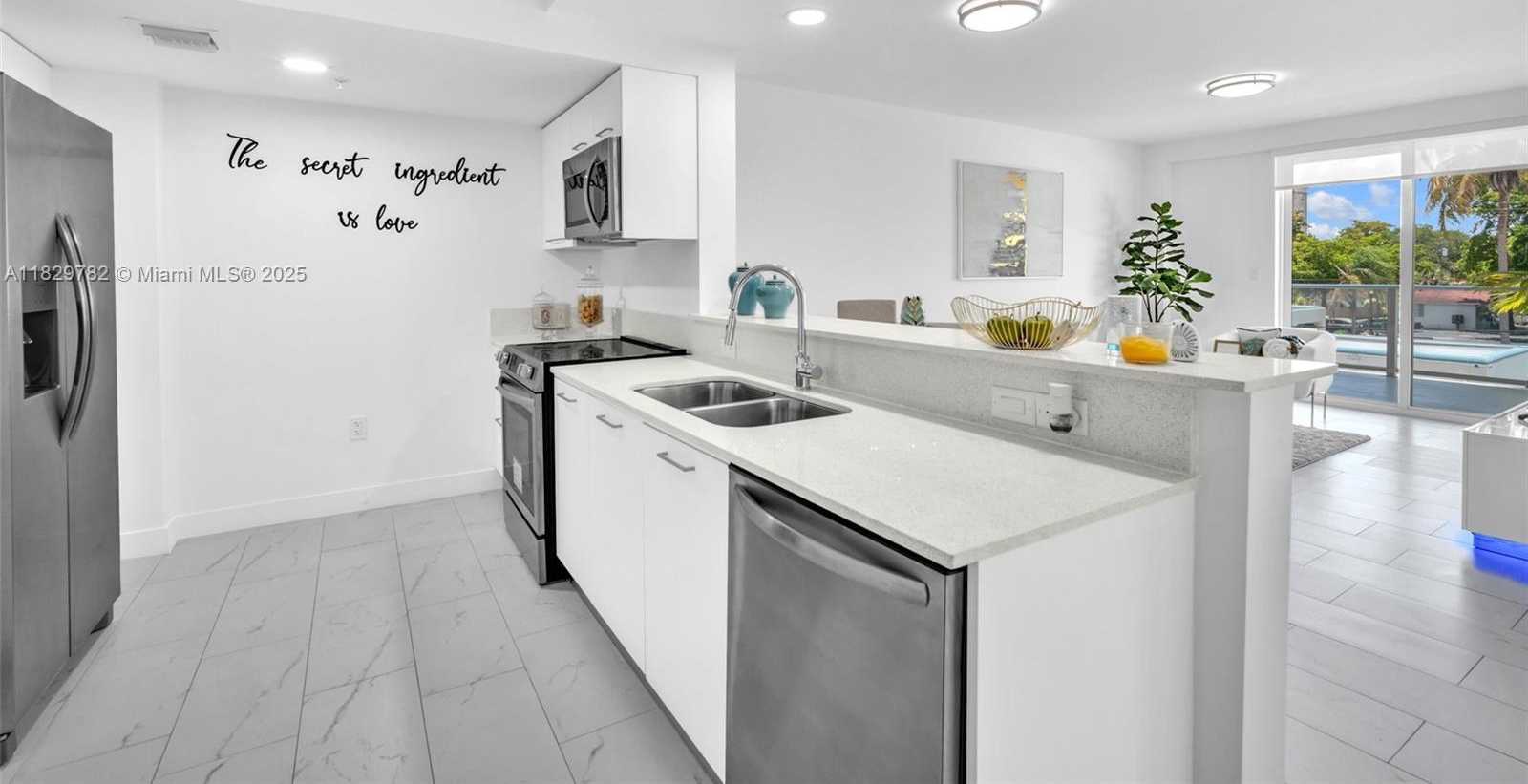 Small Image of 1850 MONROE #406, Hollywood Number 38