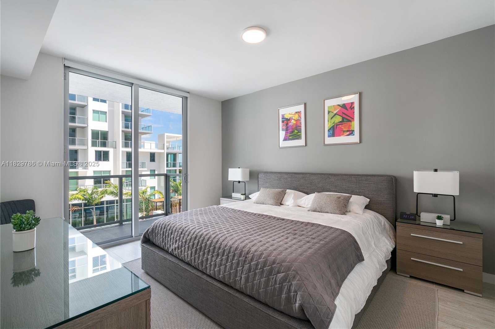 Small Image of 3900 BISCAYNE BLVD #S-818, Miami Number 3