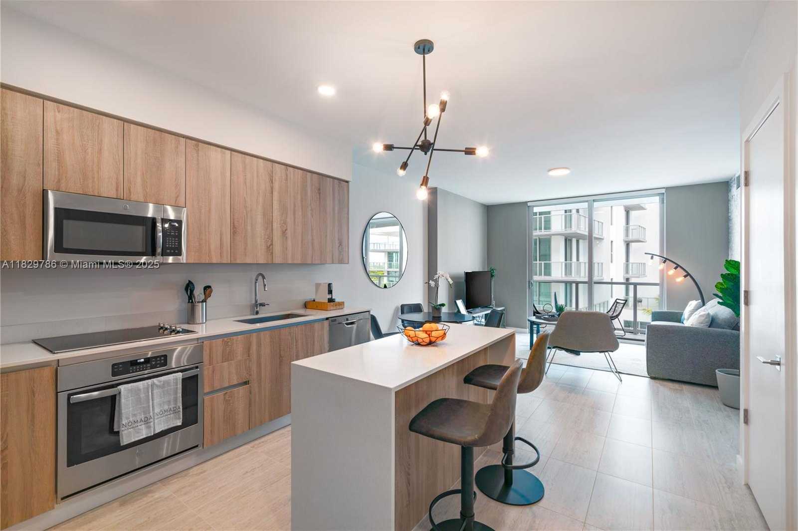Small Image of 3900 BISCAYNE BLVD #S-818, Miami Number 5