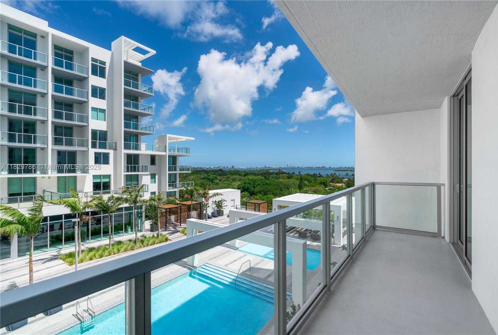 Small Image of 3900 BISCAYNE BLVD #S-818, Miami Number 7
