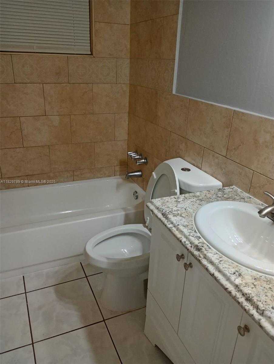 Small Image of 1201 SOUTH WEST 50TH AVE #211-4, North Lauderdale Number 5