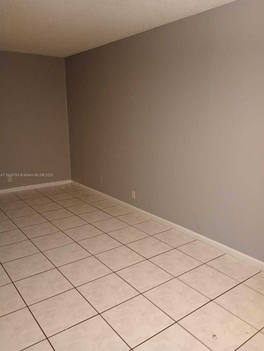Small Image of 1201 SOUTH WEST 50TH AVE #211-4, North Lauderdale Number 9