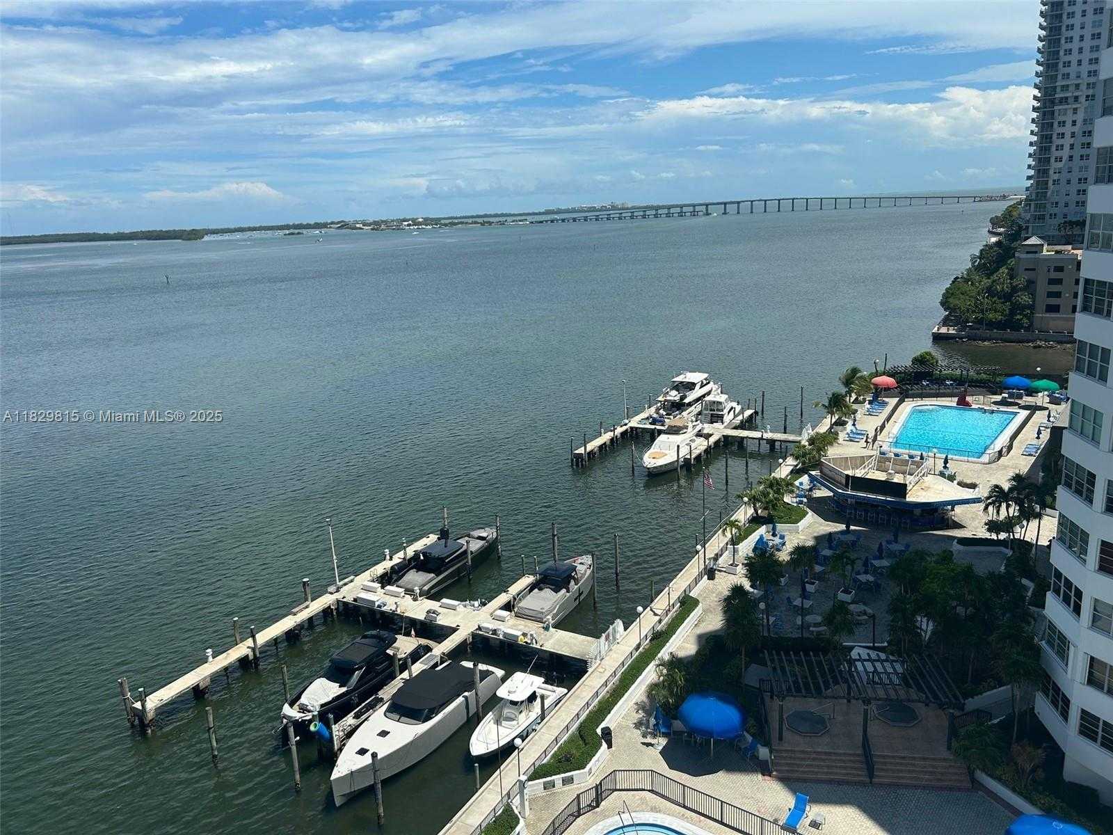Small Image of 801 BRICKELL BAY DR #1167, Miami Number 2