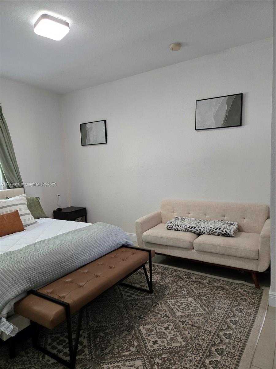 Small Image of 8216 WEST SANTA MONICA AVE, Tamarac Number 12