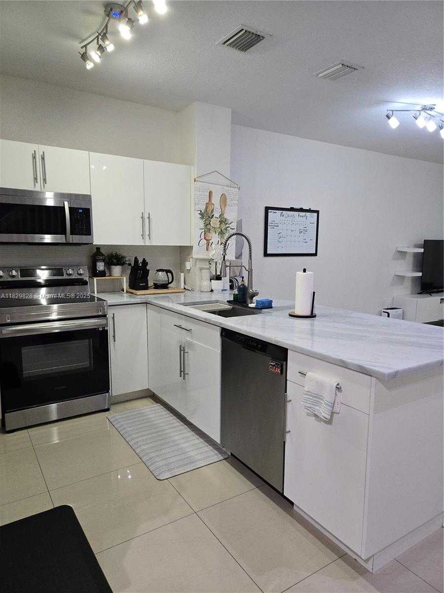 Small Image of 8216 WEST SANTA MONICA AVE, Tamarac Number 2