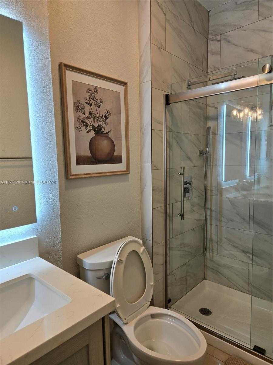 Small Image of 8216 WEST SANTA MONICA AVE, Tamarac Number 24