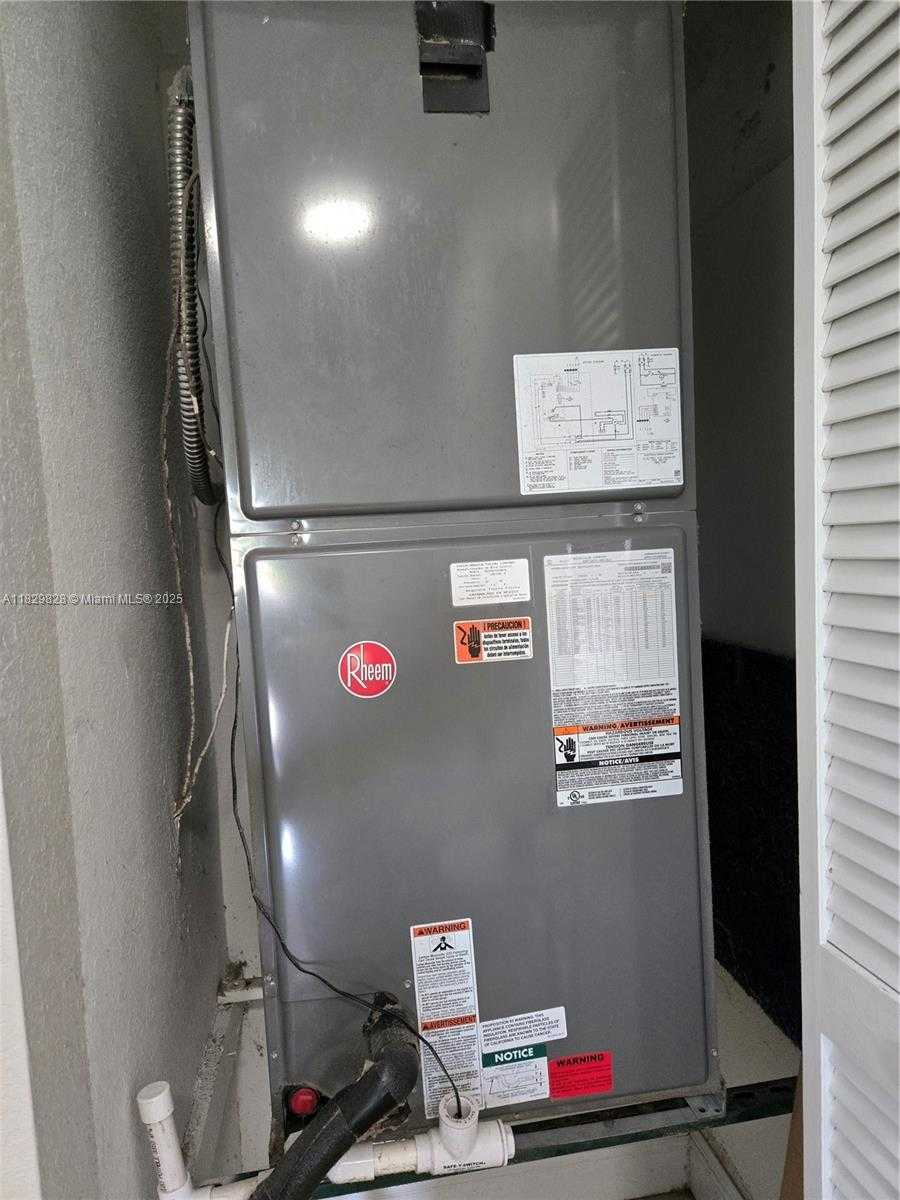 Small Image of 8216 WEST SANTA MONICA AVE, Tamarac Number 56
