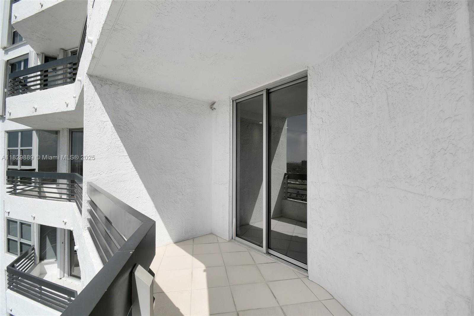 Small Image of 3400 NORTH EAST 192ND ST #1606, Aventura Number 27