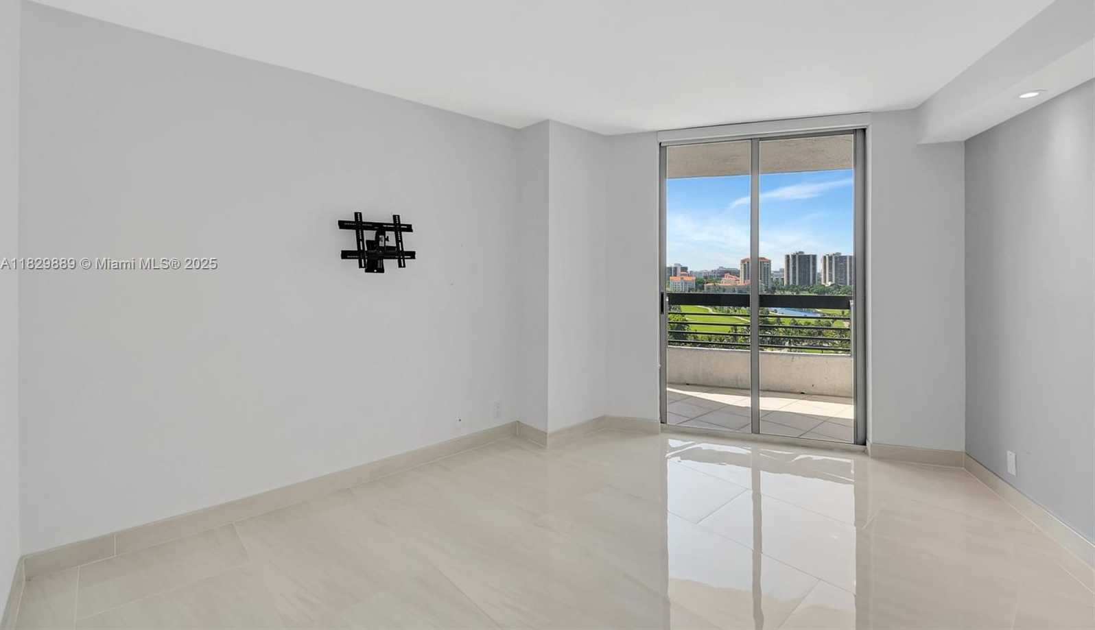 Small Image of 3400 NORTH EAST 192ND ST #1606, Aventura Number 28