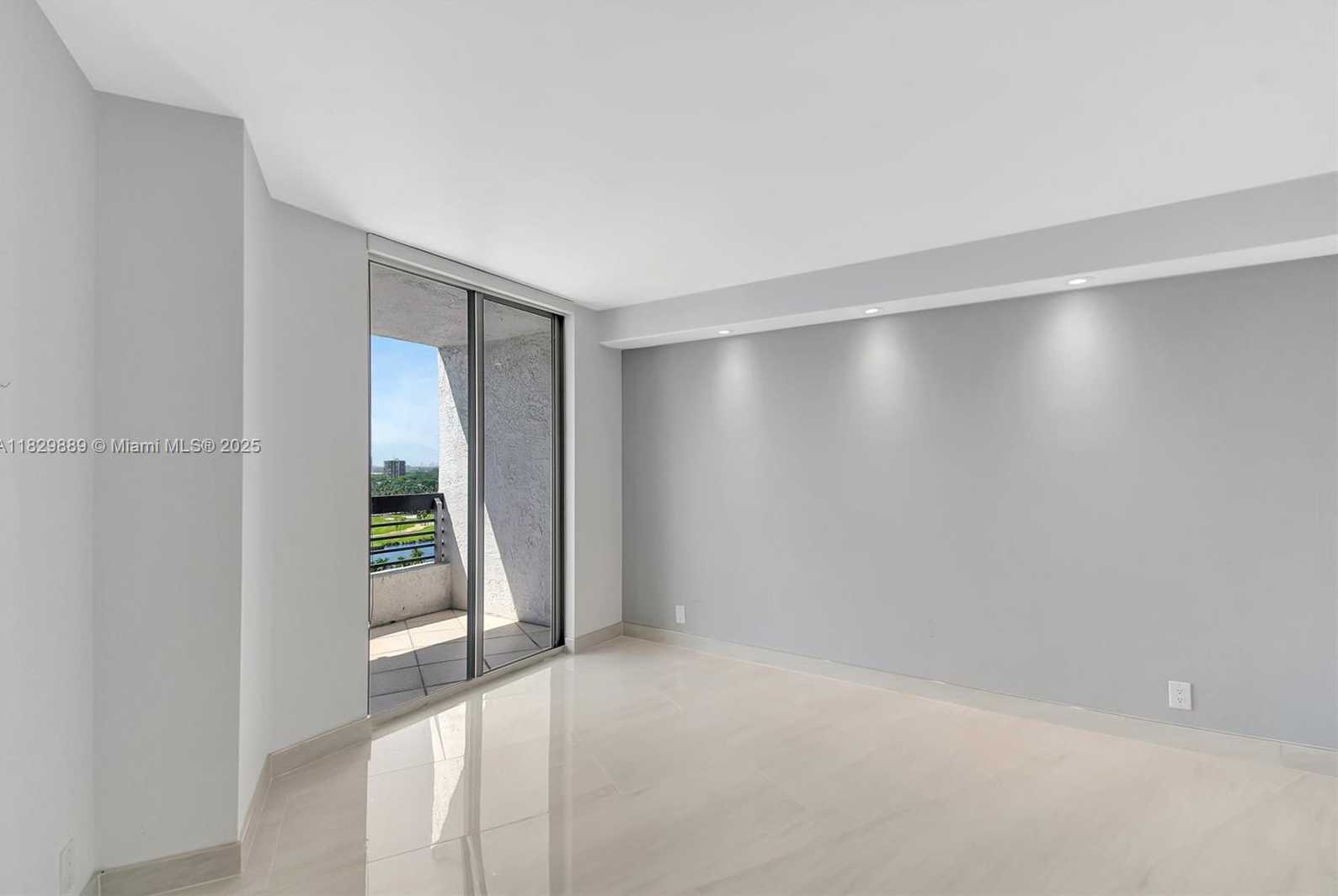 Small Image of 3400 NORTH EAST 192ND ST #1606, Aventura Number 31