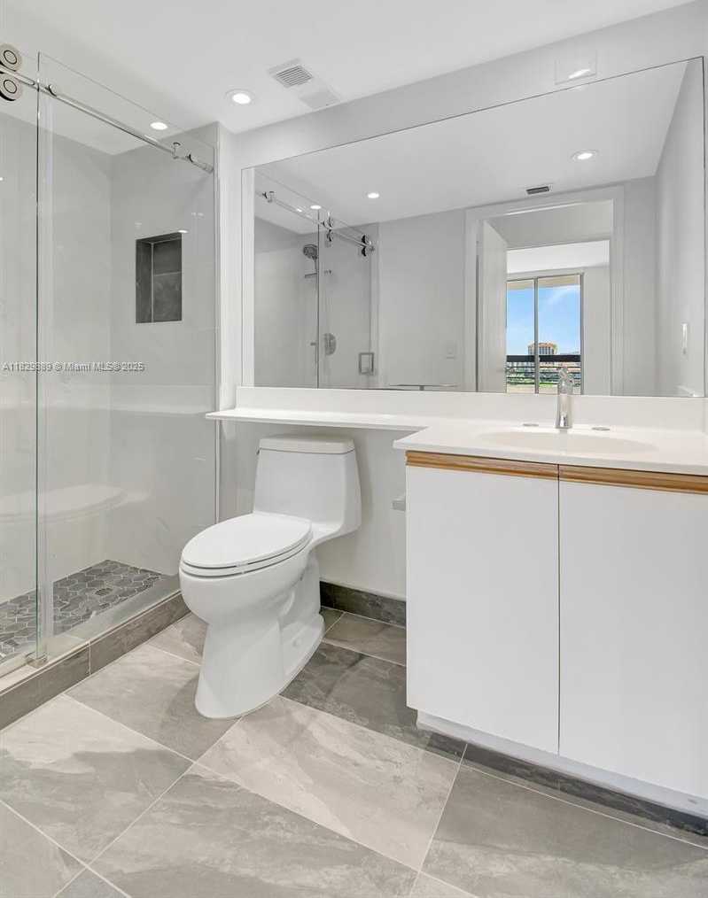 Small Image of 3400 NORTH EAST 192ND ST #1606, Aventura Number 34