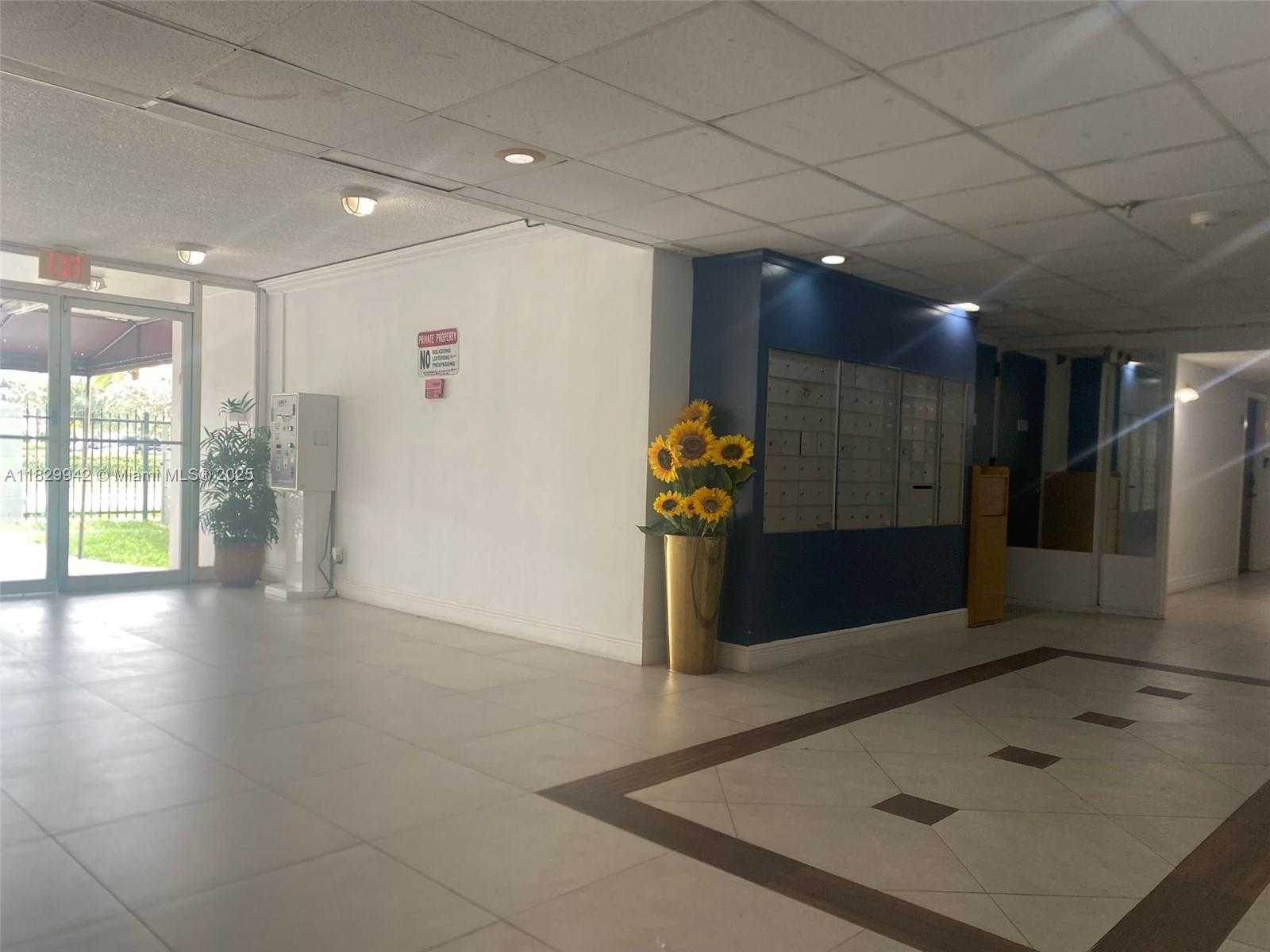 Small Image of 16450 NORTH WEST 2ND AVE #302, Miami Number 4