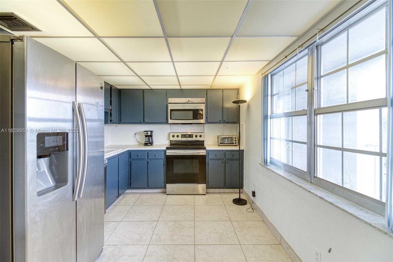 Small Image of 4015 WEST PALM AIRE DR #506, Pompano Beach Number 34
