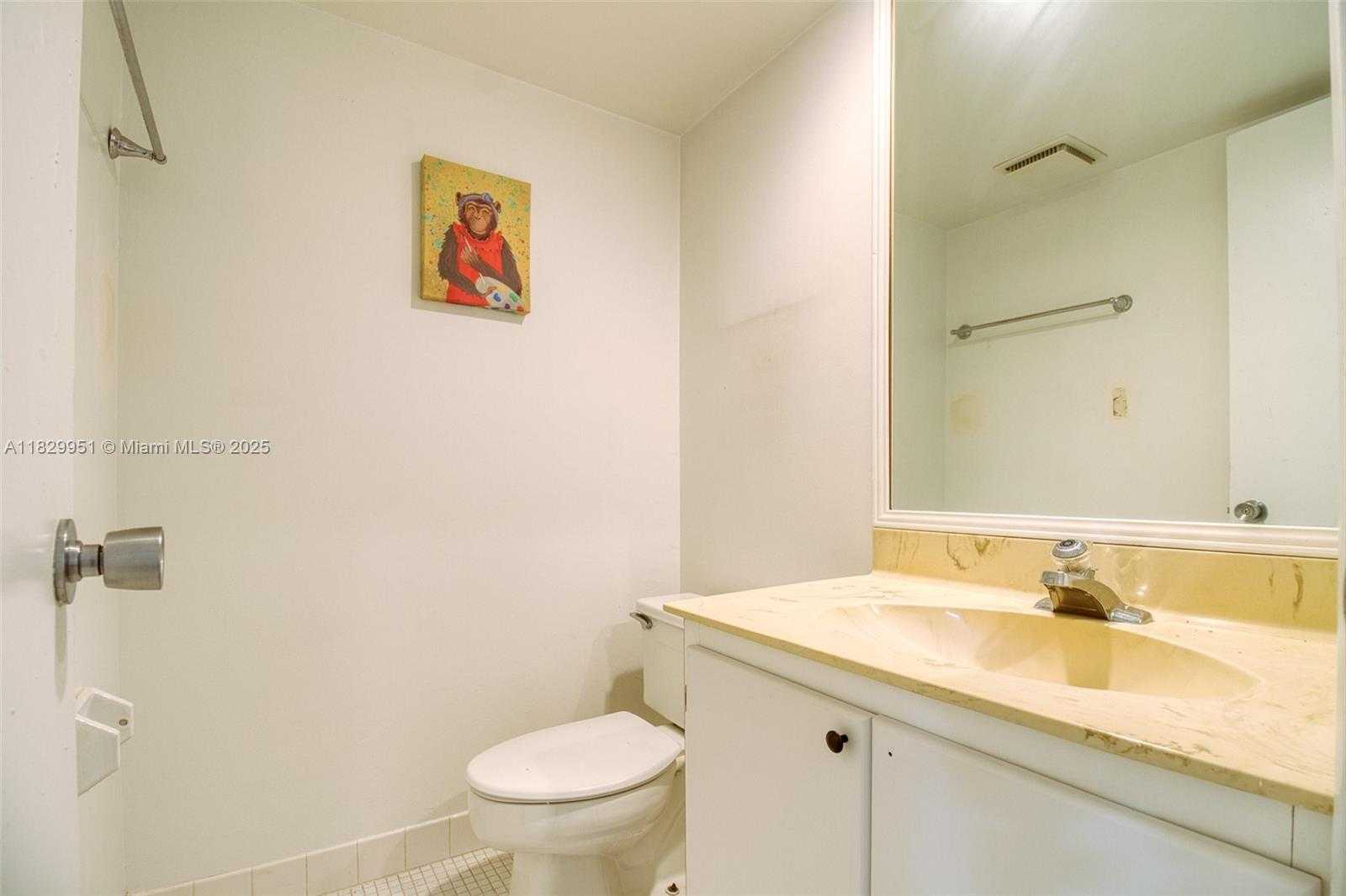 Small Image of 4015 WEST PALM AIRE DR #506, Pompano Beach Number 36