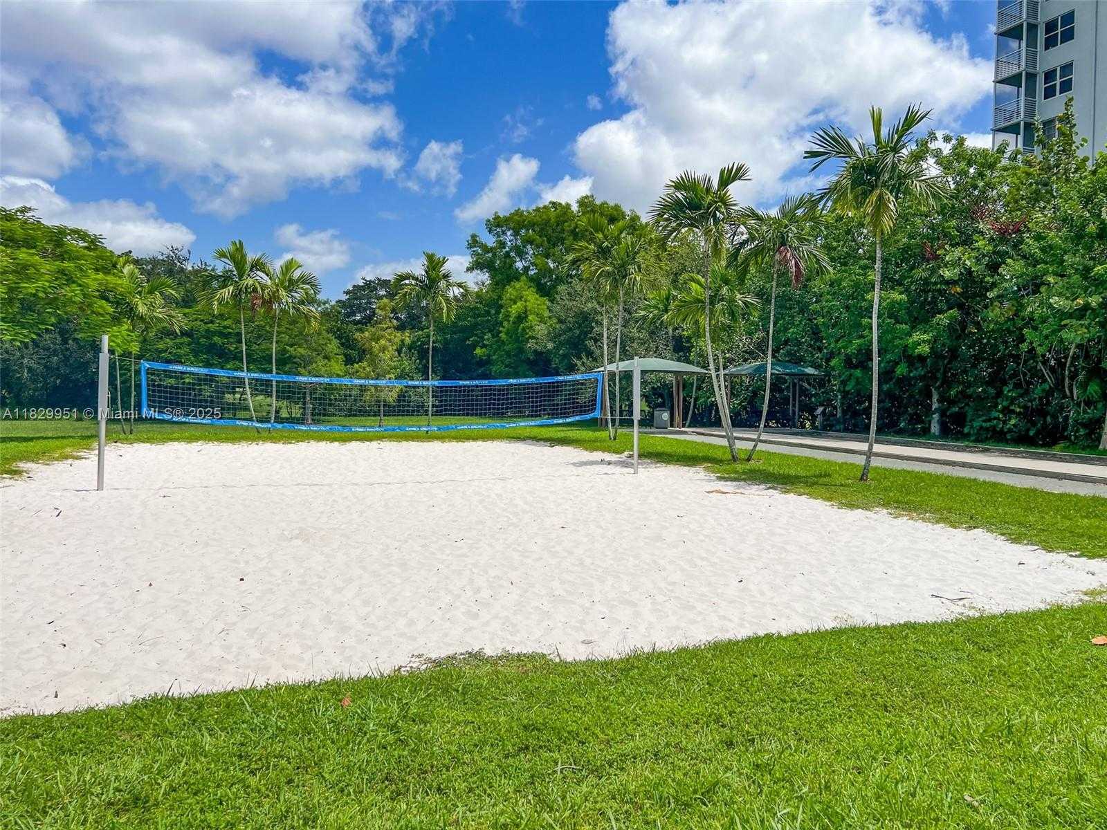 Small Image of 4015 WEST PALM AIRE DR #506, Pompano Beach Number 51