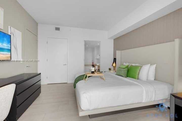 Small Image of 4010 SOUTH OCEAN DR #R2001, Hollywood Number 15