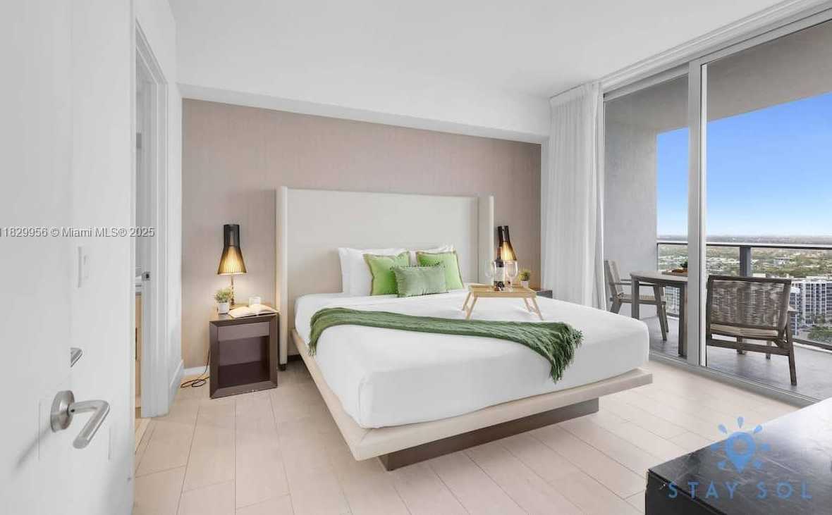 Small Image of 4010 SOUTH OCEAN DR #R2001, Hollywood Number 19