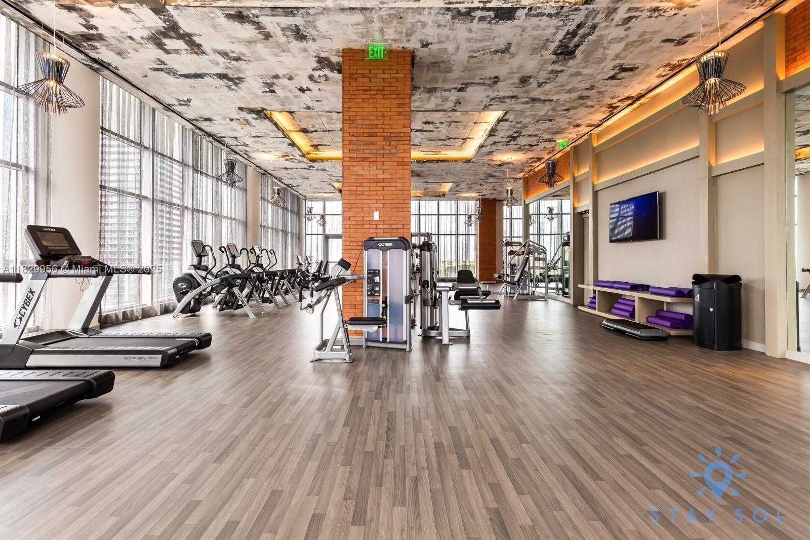 Small Image of 4010 SOUTH OCEAN DR #R2001, Hollywood Number 24