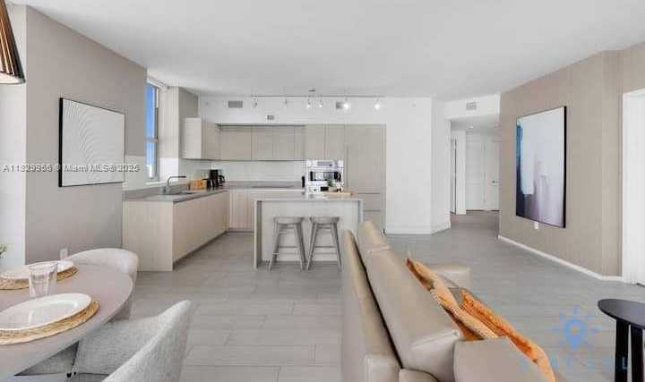 Small Image of 4010 SOUTH OCEAN DR #R2001, Hollywood Number 6