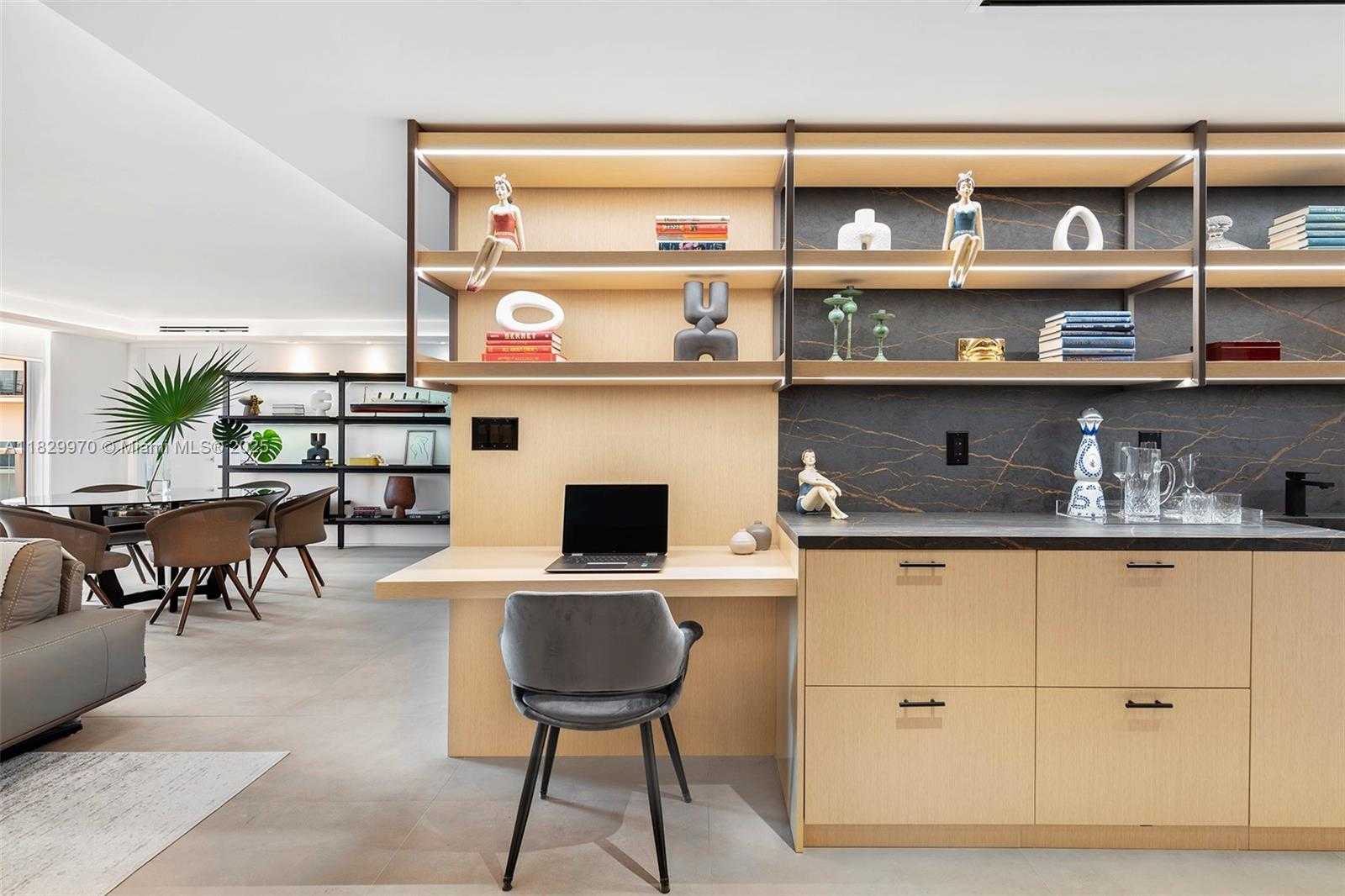 Small Image of 2301 COLLINS AVE #1004/1003, Miami Beach Number 15