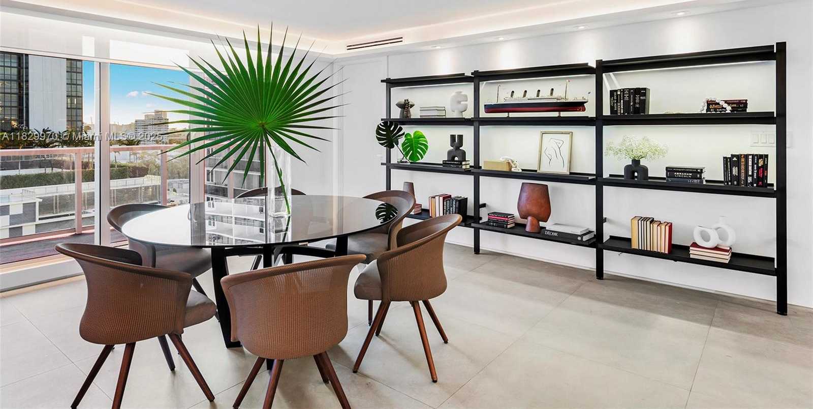 Small Image of 2301 COLLINS AVE #1004/1003, Miami Beach Number 21