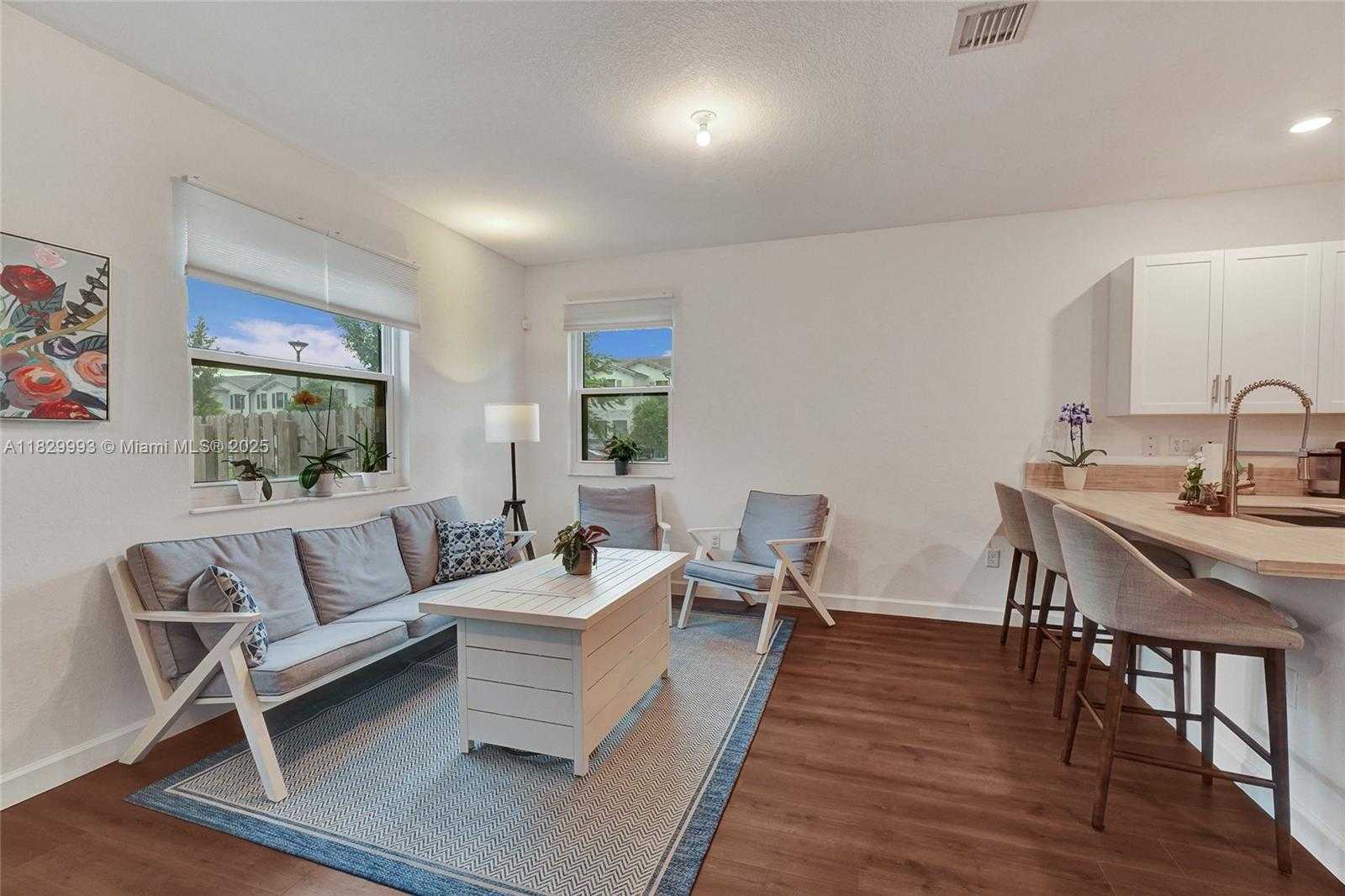 Small Image of 13371 SW 287th Ter, Homestead, FL 33033, USA Number 14