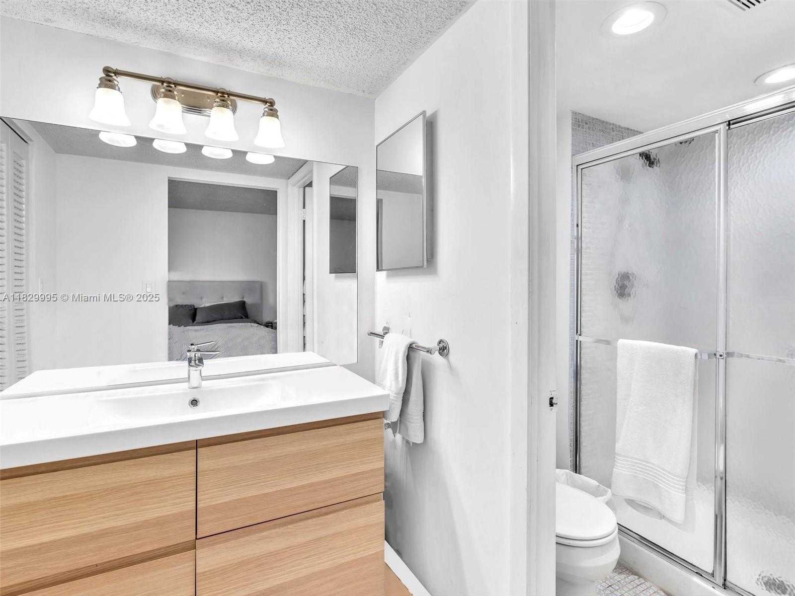 Small Image of 20401 NORTH EAST 30TH AVE #310-8, Aventura Number 17