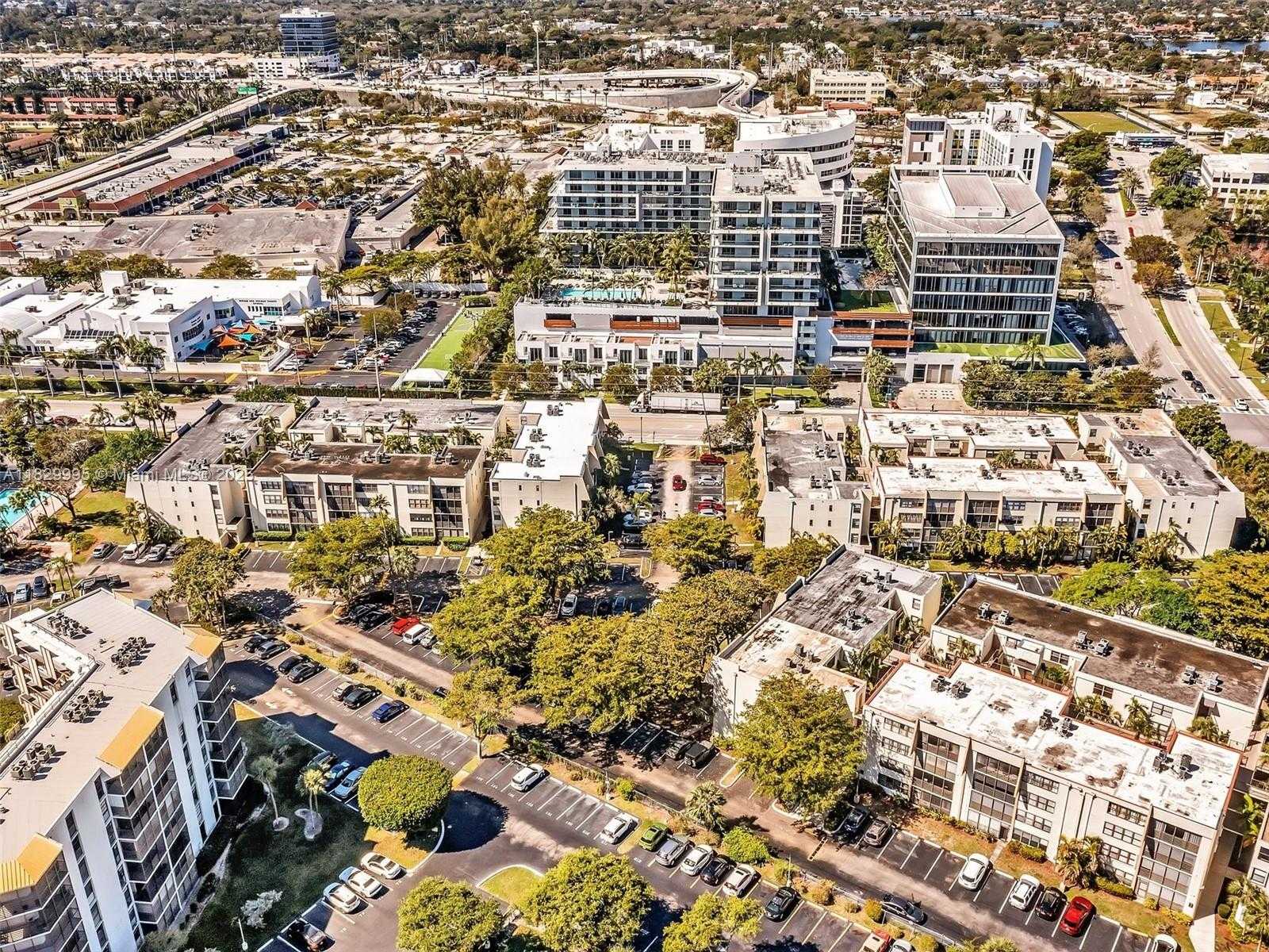 Small Image of 20401 NORTH EAST 30TH AVE #310-8, Aventura Number 35